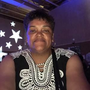 Meet your Posher, Joyce